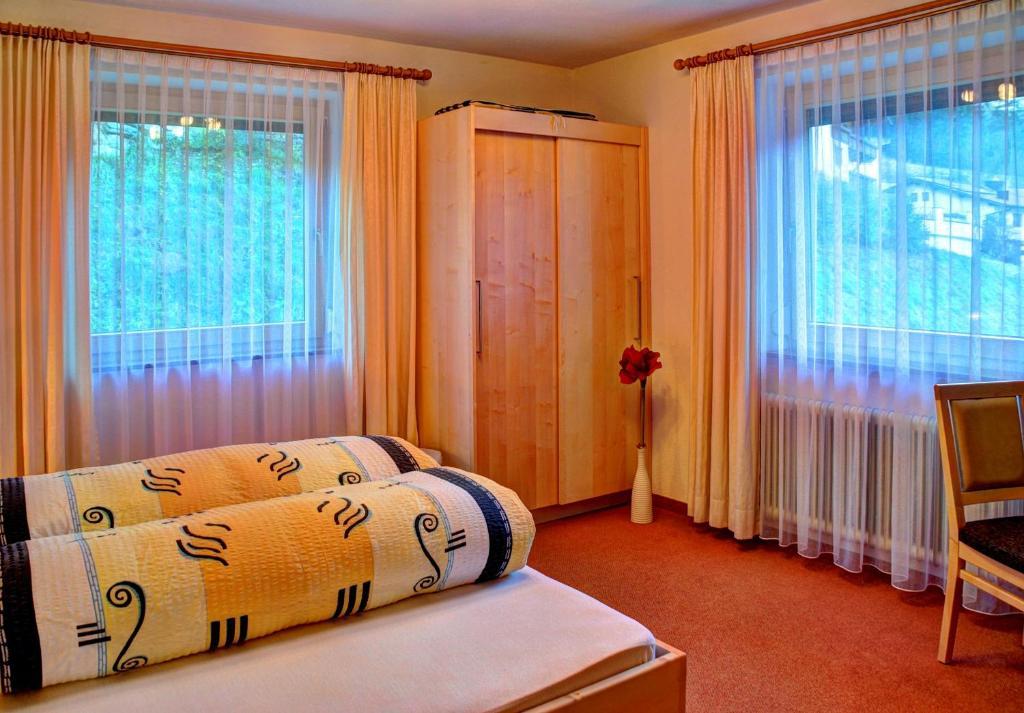 Gaestehaus Resi Jerzens Room photo